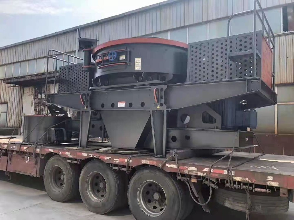 旭成机械发往湖南的制砂机现场